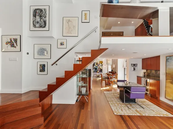 253 W 73rd St APT 5F, New York, NY 10023