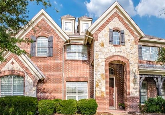 3rd image of 12439 Waltham Dr