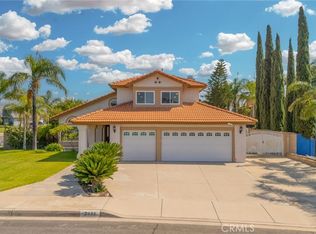 2488 W Summerset Ave, Rialto, CA 92377
