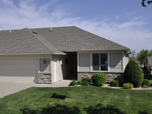 831 Southern Pine Ln SW, Rochester, MN 55902