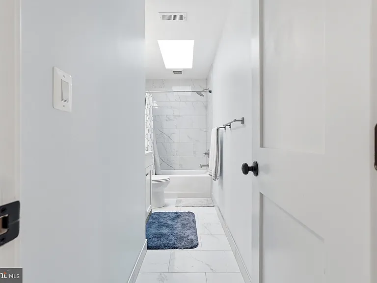 1227 Clagett Dr — Photo 35