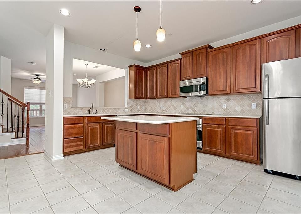 1st image of 2565 Jacobson Dr