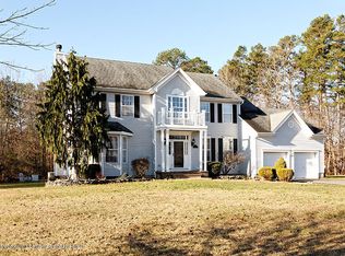 72 Cardinal Dr, Jackson, NJ 08527