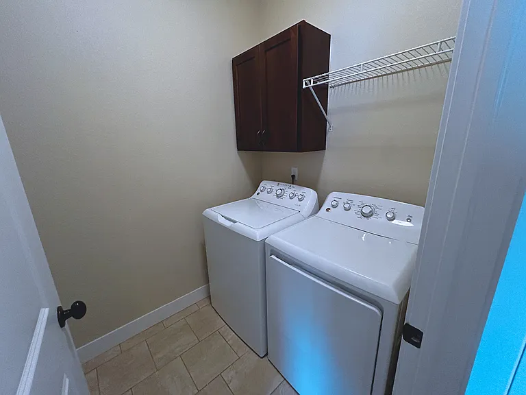 2521 Des Moines Dr #104 — Photo 11