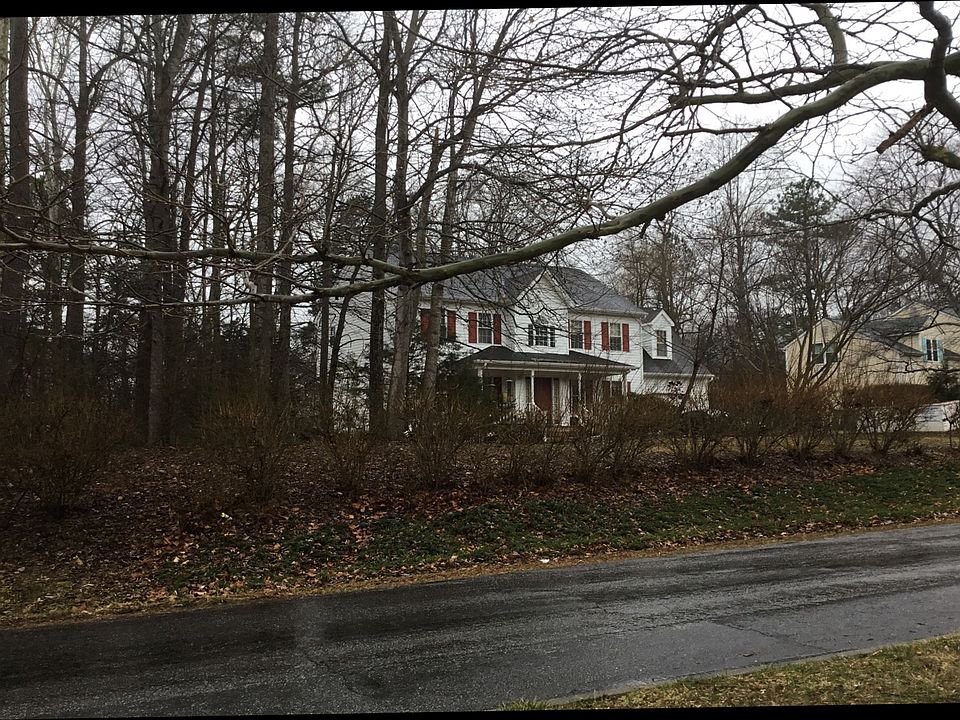 2nd image of 5507 Creek Crossing Dr