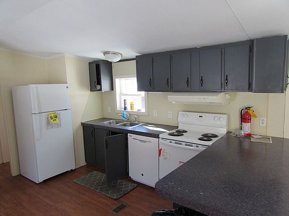 4th image of 116 Tulip Tree Ct
