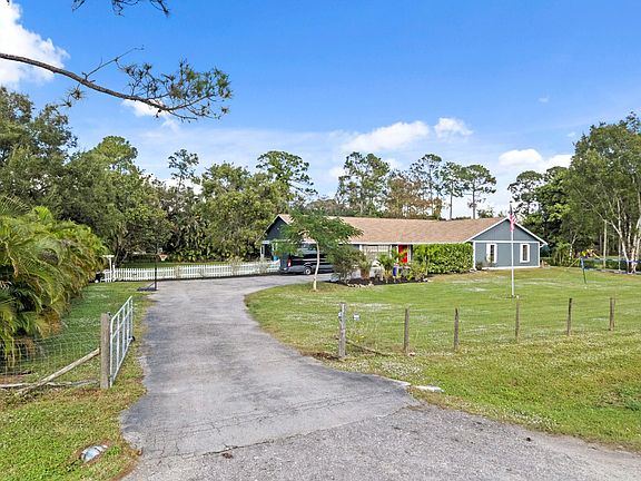 3rd image of 12895 53rd Road N