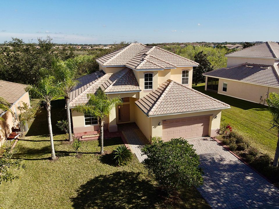 1st image of 3521 Forest Park Dr