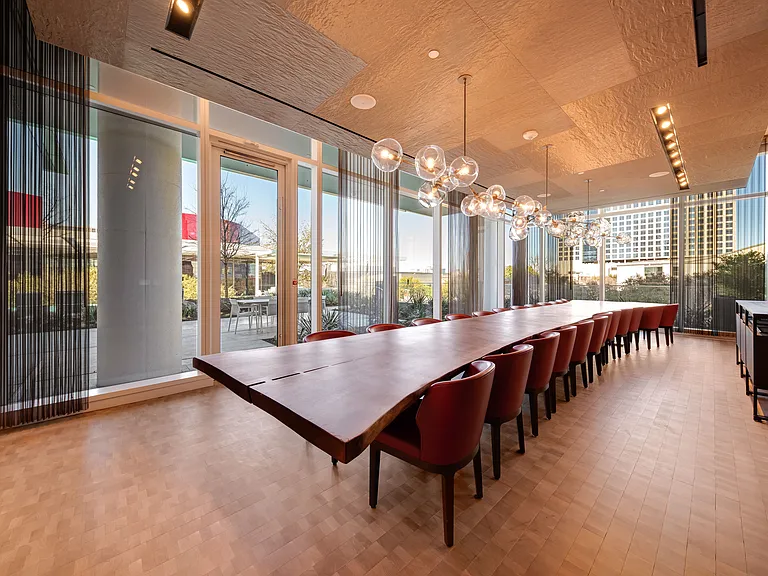 1747 Leonard St #2301 — Photo 36