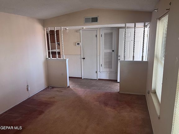 4th image of 10101 Kellogg St