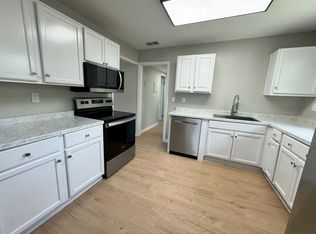 5950 Jammes Rd, Jacksonville, FL 32244