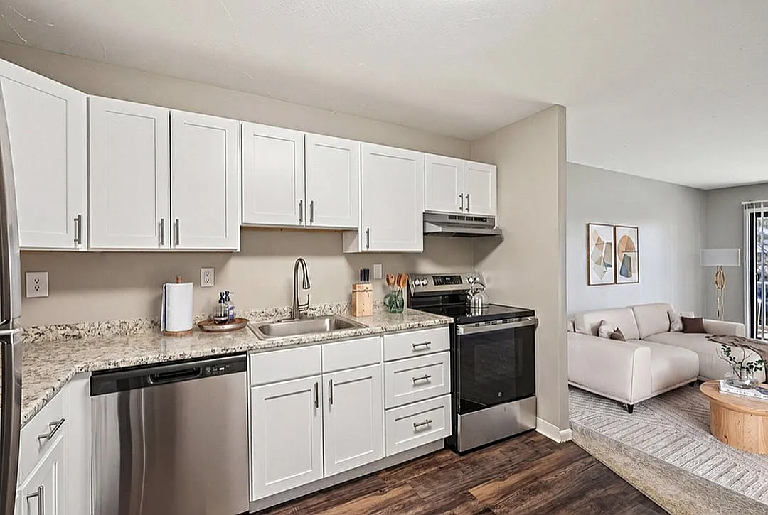 Pheasant Run Apartments — Photo 3