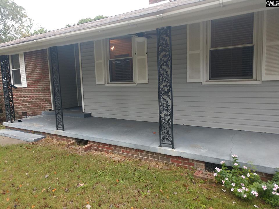 2nd image of 1856 Fairlawn Cir
