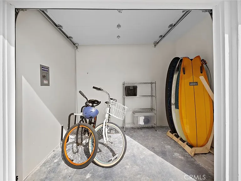 226 La Jolla Dr — Photo 28