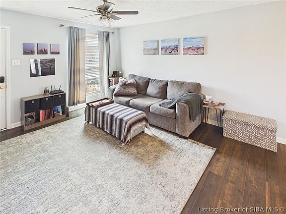 3rd image of 205 Luther Circle