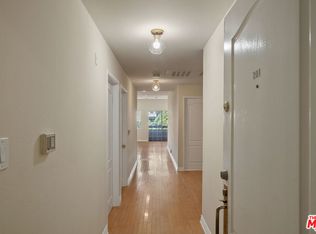 923 Euclid St APT 201, Santa Monica, CA 90403