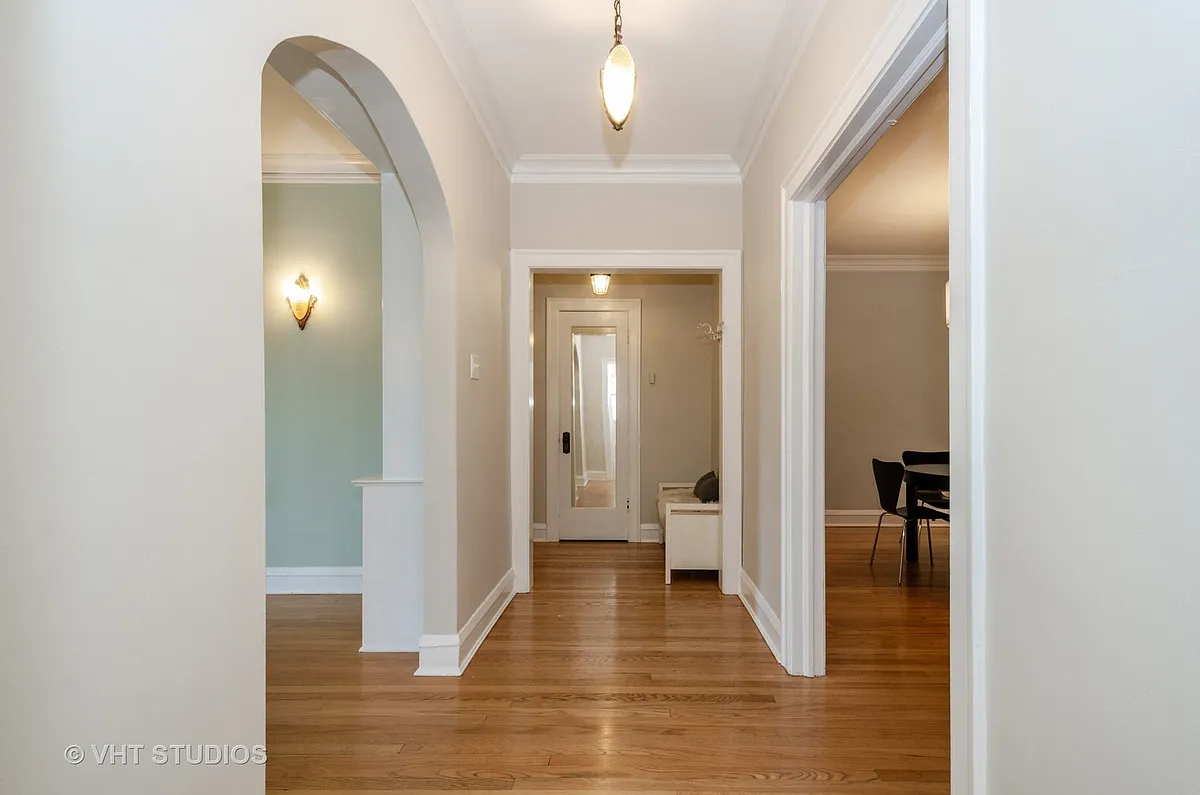 Building Photo - 734 Hinman Ave #1