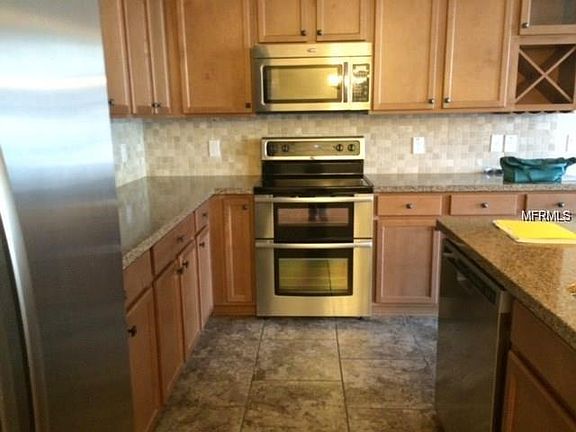 3rd image of 509 Telfair Square Ct