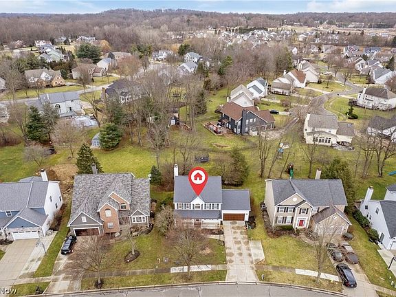 2nd image of 2943 Greenspire Ln