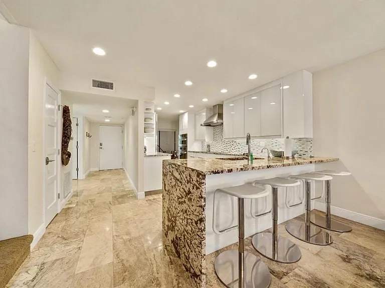 3801 E Bay Dr #110 — Photo 6