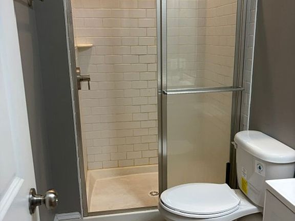 4th image of 6 S Calvert St #9