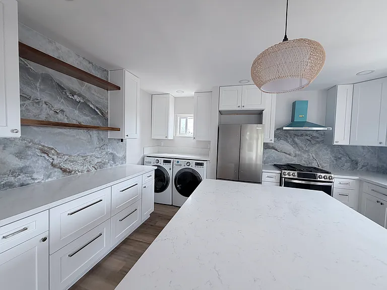 4945 Brighton Ave — Photo 4