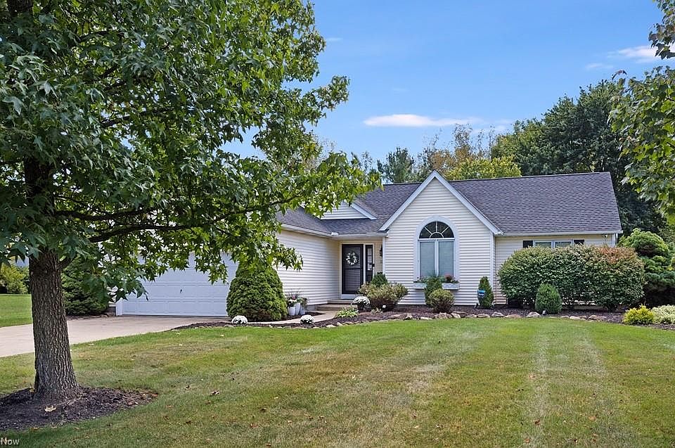 1st image of 120 Brentwood Dr
