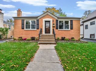 296 E Burlington St, Riverside, IL 60546