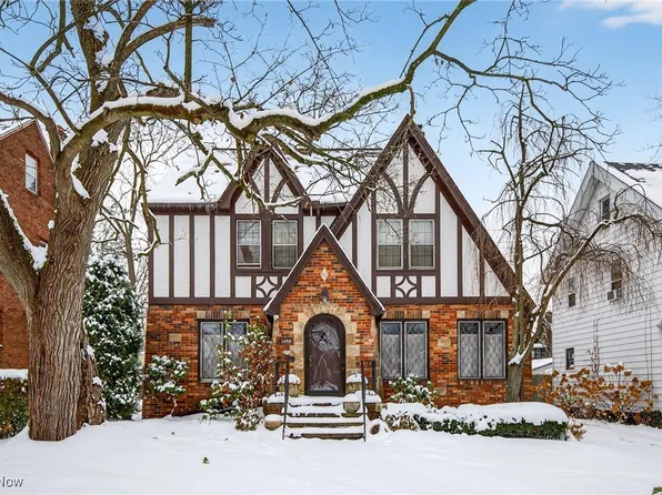 3498 Bainbridge Rd, Cleveland Heights, OH 44118