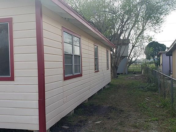 4th image of 924 San Manuel Ln