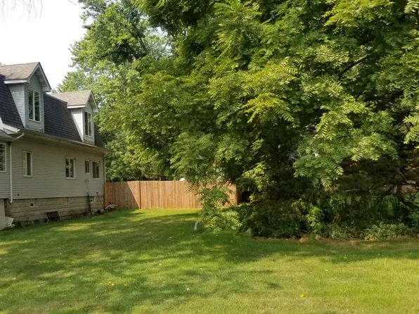 7716 Taft St, Merrillville, IN 46410