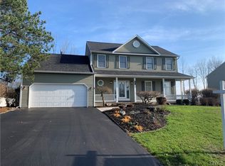 3646 Whispering Woods Ter, Baldwinsville, NY 13027