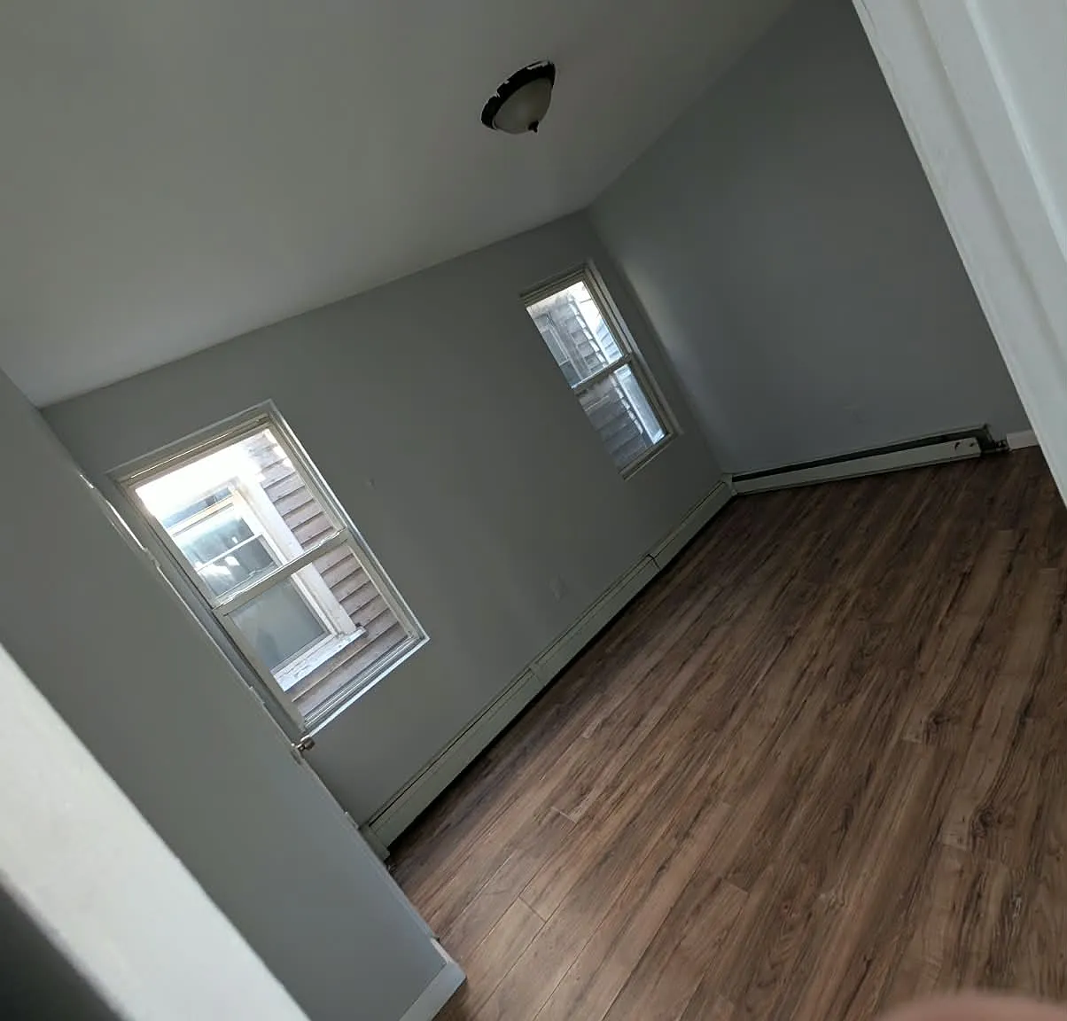 3 bed, $1,800 — Photo 1