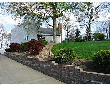 3110 Woodland Rd photo 1