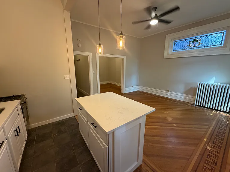 324 Hudson Ave #1R — Photo 6