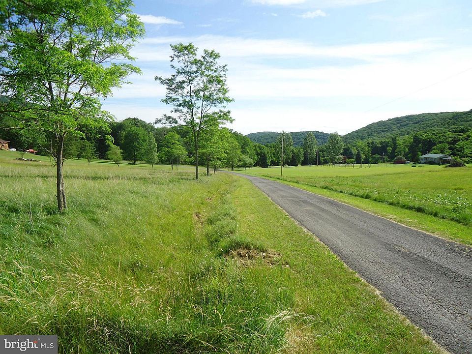 2nd image of Nancy Hanks Dr