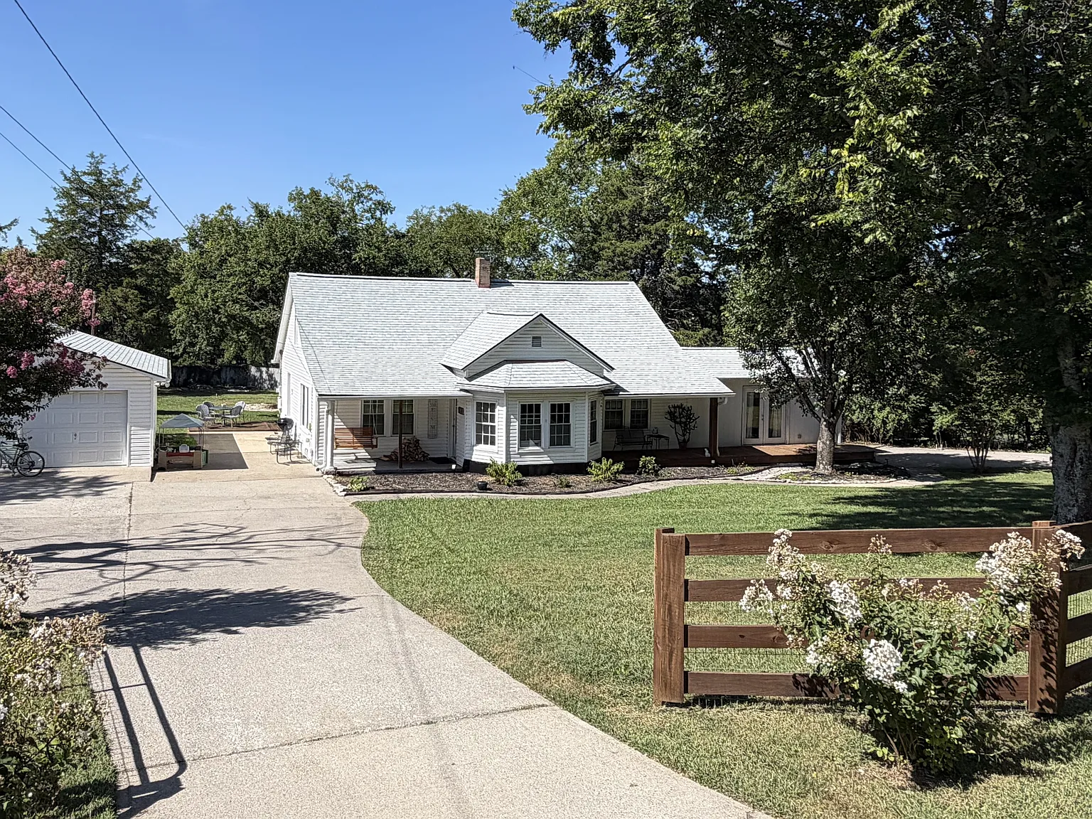 3 bed, 1530 sqft, $2,000 — Photo 1