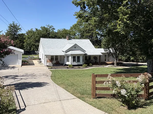 9509 Big Springs Rd, Christiana, TN 37037