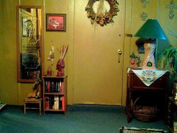 5th image of 131 Lynette Dr