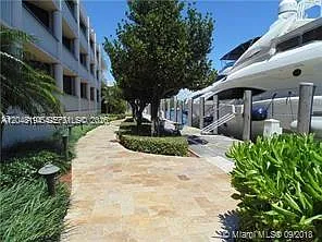 Turnberry Isle Condo — Photo 2