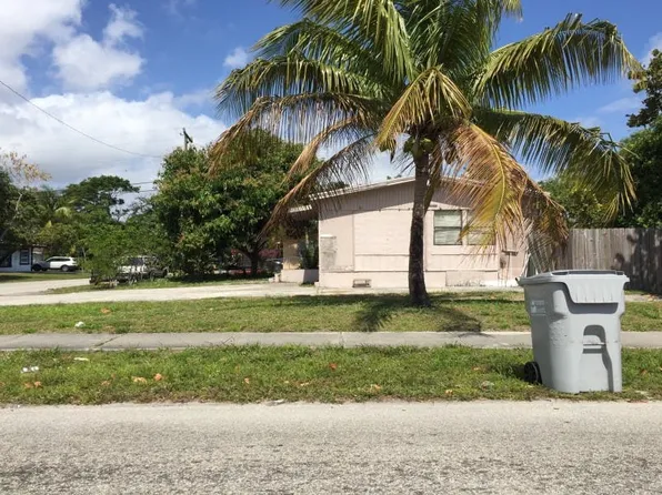 31 NW 17th Ct, Pompano Beach, FL 33060
