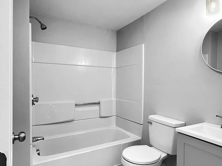 186 Rodman St #1 — Photo 6