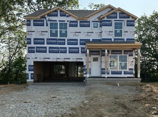 299 Creek View Dr, Commercial Point, OH 43116