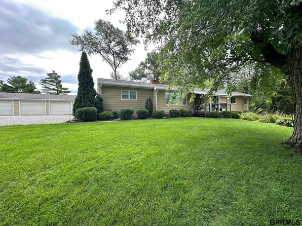 420 S Boswell Ave, Crete, NE 68333