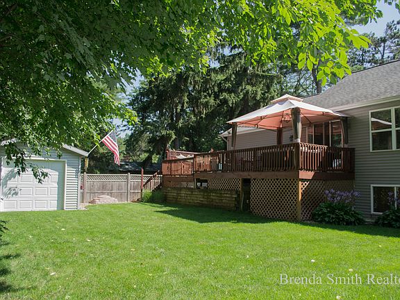 5th image of 14292 James St