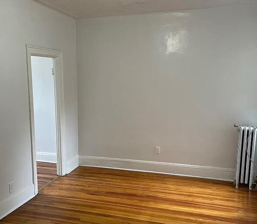 1st image of 9015 169th St #2C