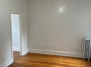 9015 169th St #2C, Jamaica, NY 11432