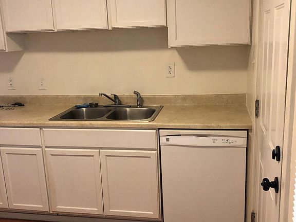 3rd image of 4320 23rd St