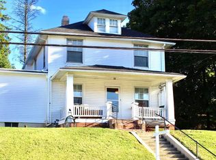 67 W Main St, Windsor, PA 17366