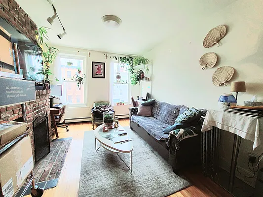 Rented by Ideal Properties Group | media 19